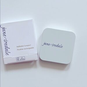 JANE IREDALE WHITE REFILLABLE COMPACT